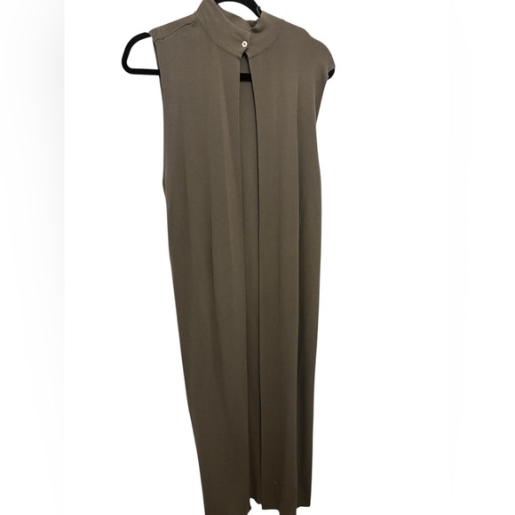 Zara Elegant Brown Sleeveless Poncho - Picture 1 of 3